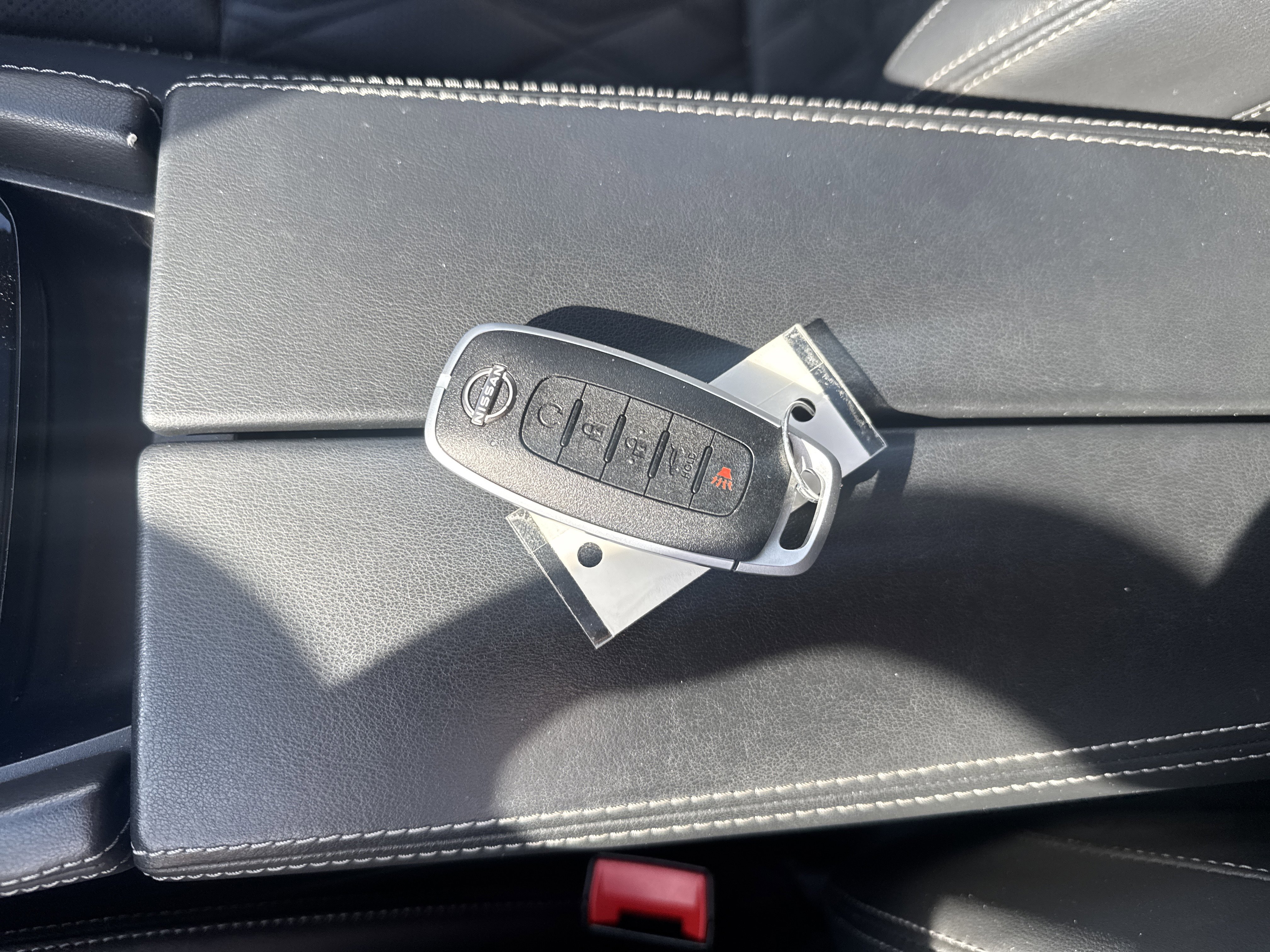 Used 2023 Nissan Rogue Platinum w/ Platinum Premium Package image 30