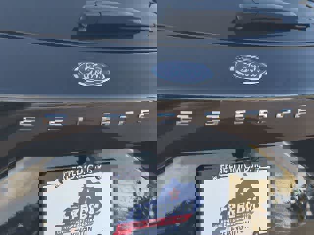 Used 2024 Ford Escape ST-Line image 12