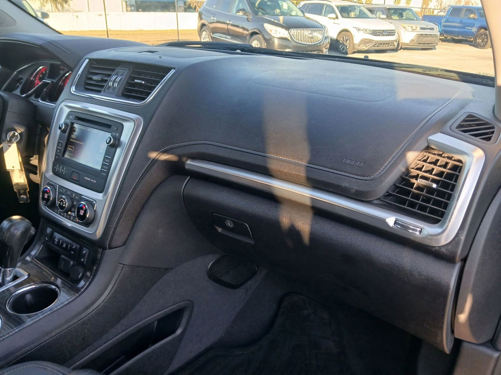 Used 2016 GMC Acadia SLT image 15