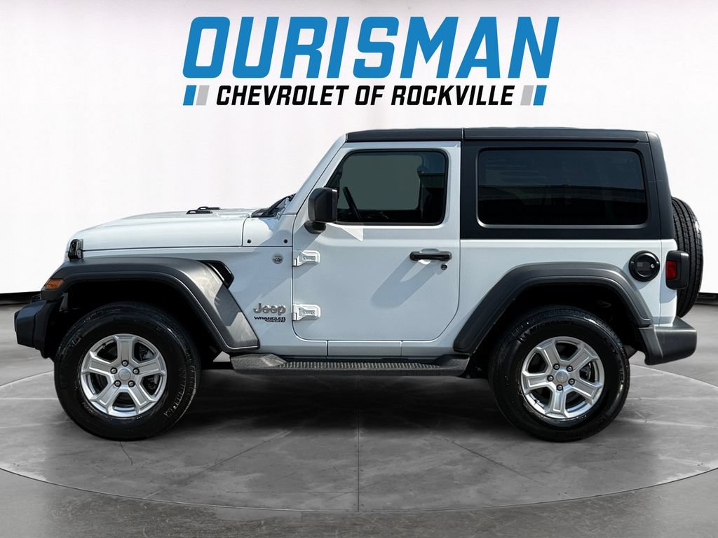 Used 2020 Jeep Wrangler Sport AWD/4WD image 3