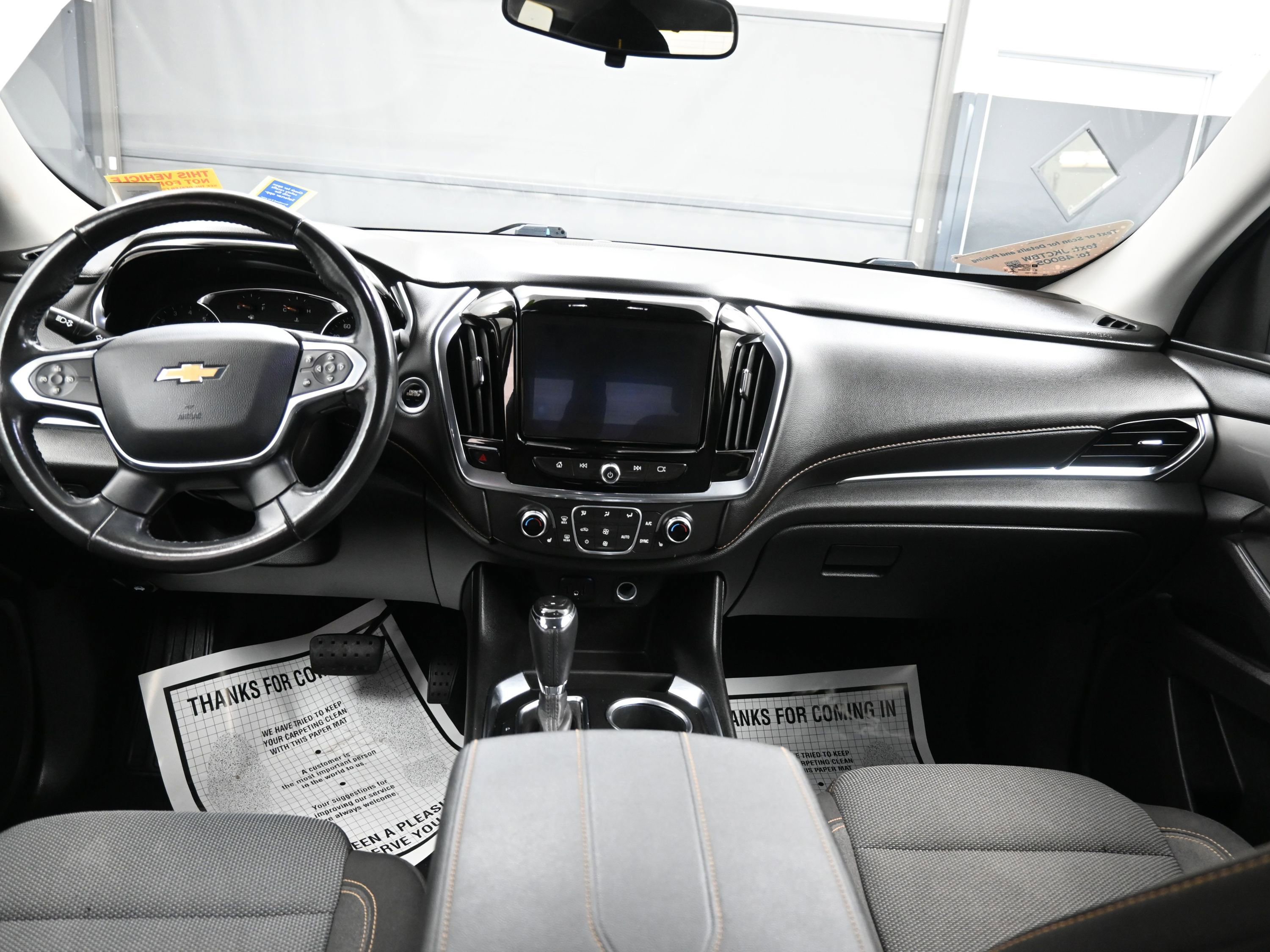 Used 2020 Chevrolet Traverse LT w/ LPO, Black Accent Package image 22