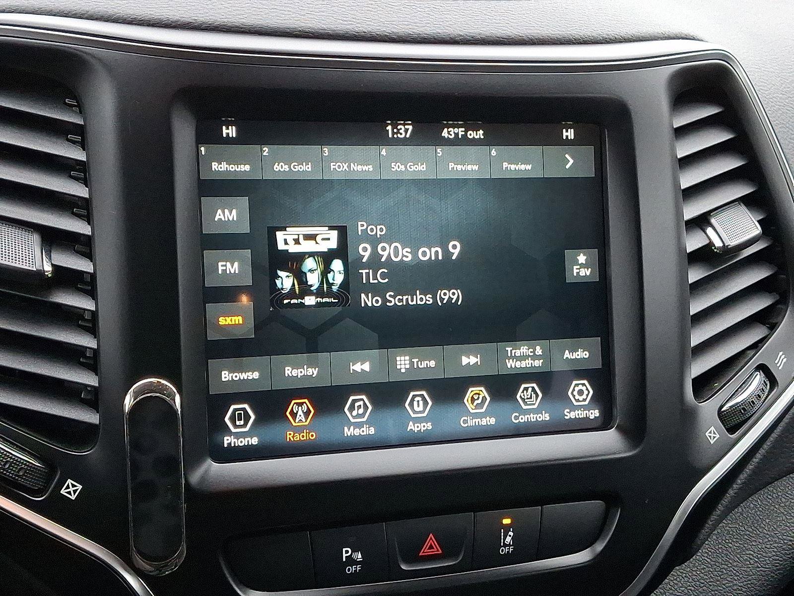 Used 2021 Jeep Cherokee Latitude Lux w/ Comfort/Convenience Group image 15