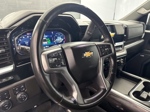 Used 2024 Chevrolet Silverado 3500 LTZ w/ LTZ Convenience Package image 14