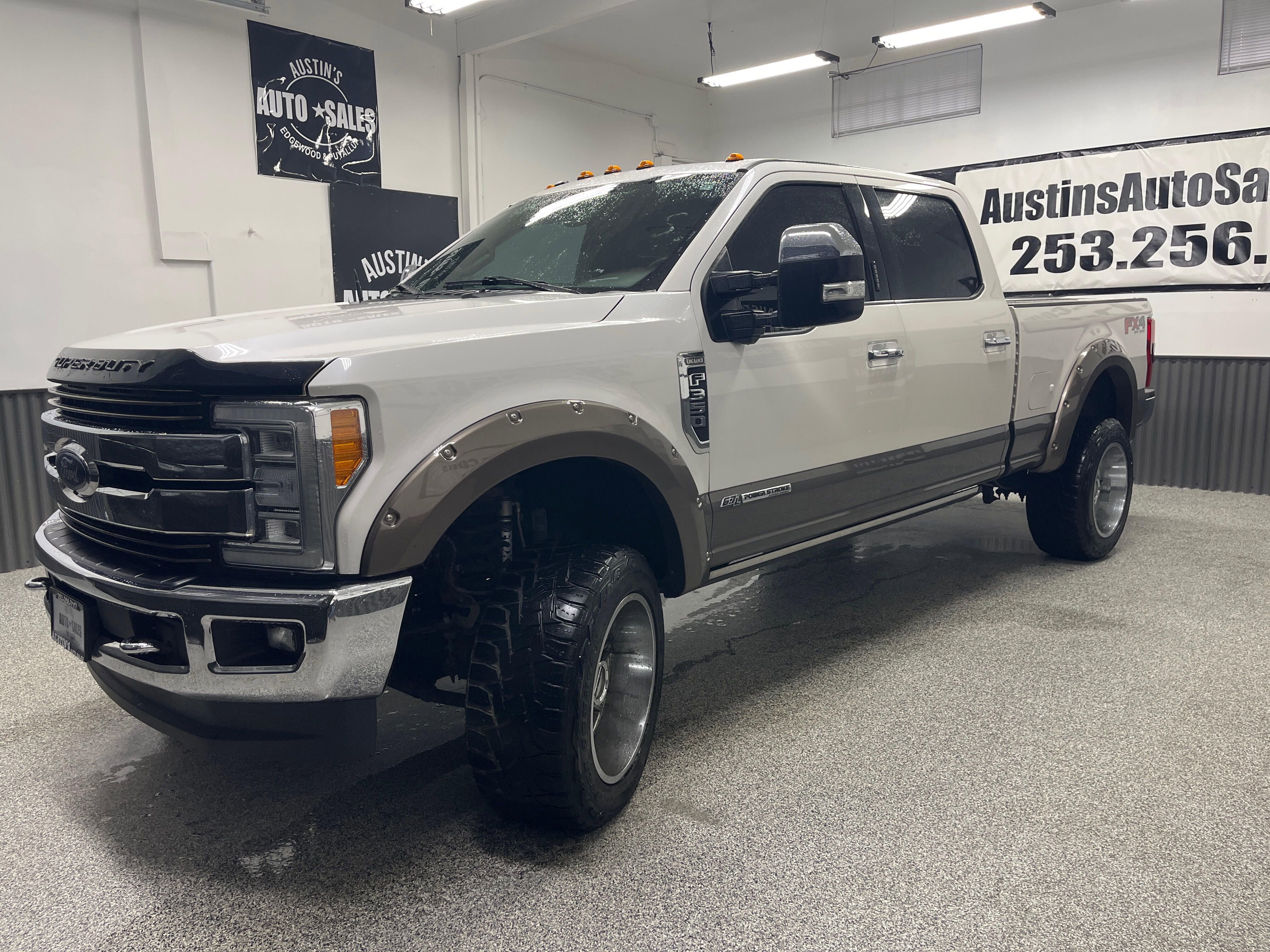 Used 2018 Ford F350 King Ranch w/ King Ranch Ultimate Package image 6
