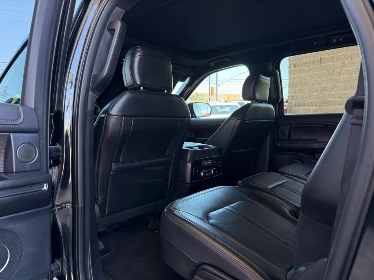 Used 2020 Ford Expedition Max Limited AWD/4WD image 45
