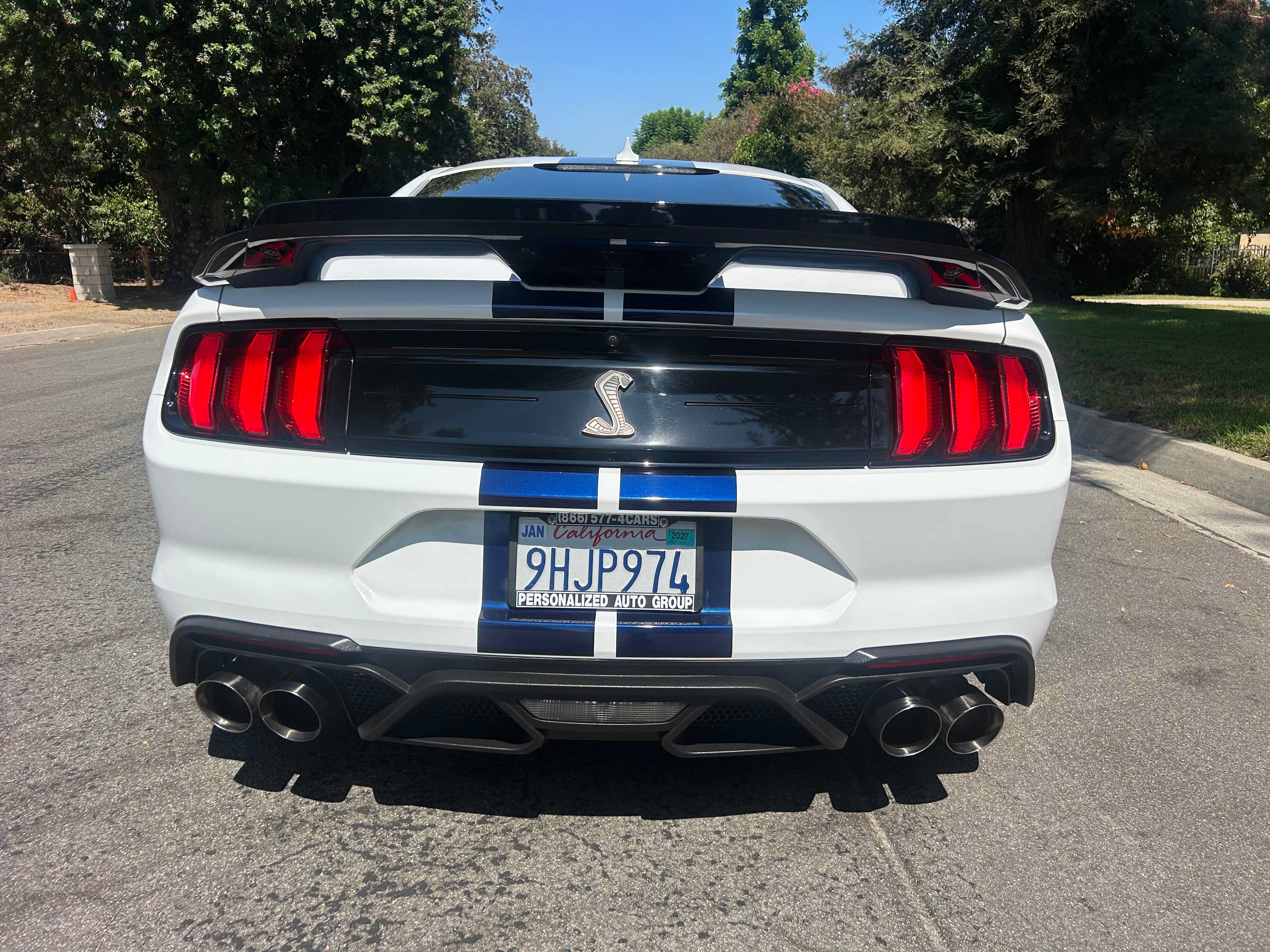 Used 2020 Ford Mustang Shelby GT500 w/ Technology Package RWD image 6