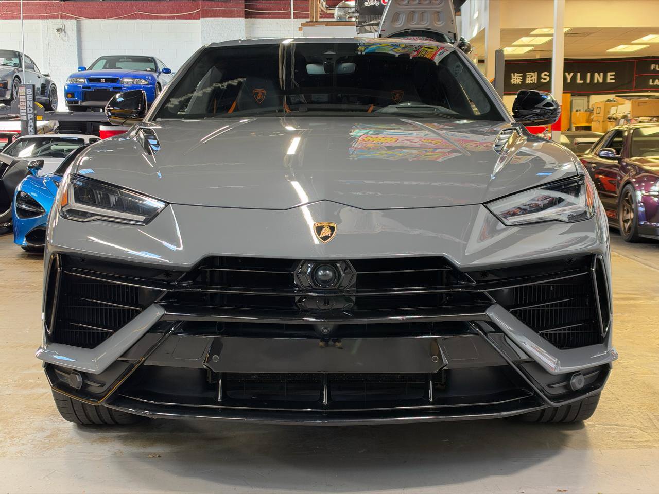 Used 2024 Lamborghini Urus S AWD/4WD image 2