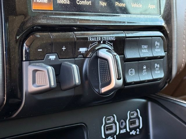 Used 2023 RAM 3500 Limited image 27