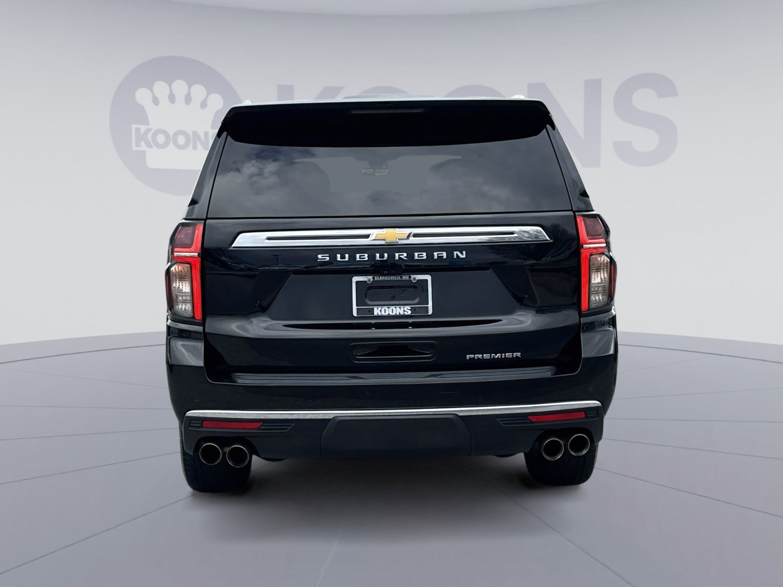 Used 2021 Chevrolet Suburban Premier w/ Premium Package image 5
