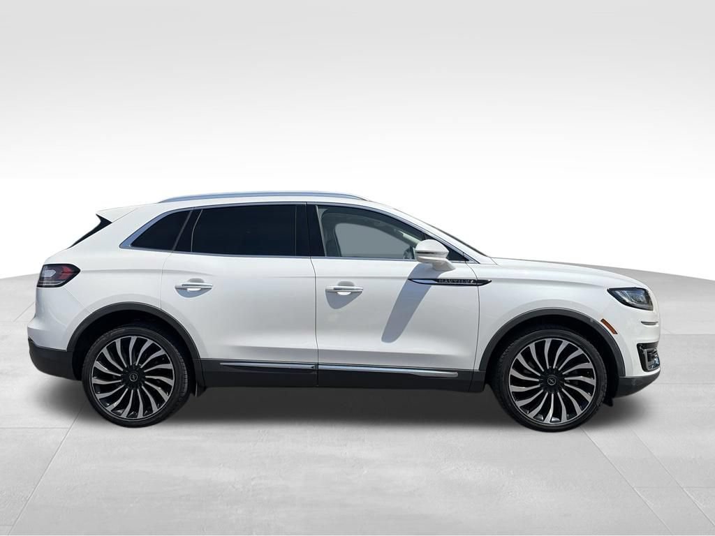 Used 2019 Lincoln Nautilus Black Label w/ Cargo Utility Package AWD/4WD image 2
