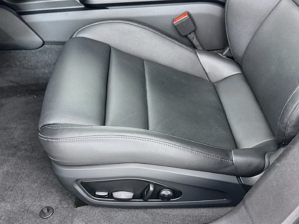 Certified 2024 Porsche Taycan RWD image 13