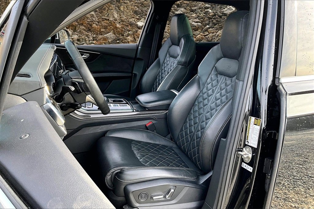 Used 2022 Audi SQ7 Premium Plus w/ SQ7 Executive Package image 23