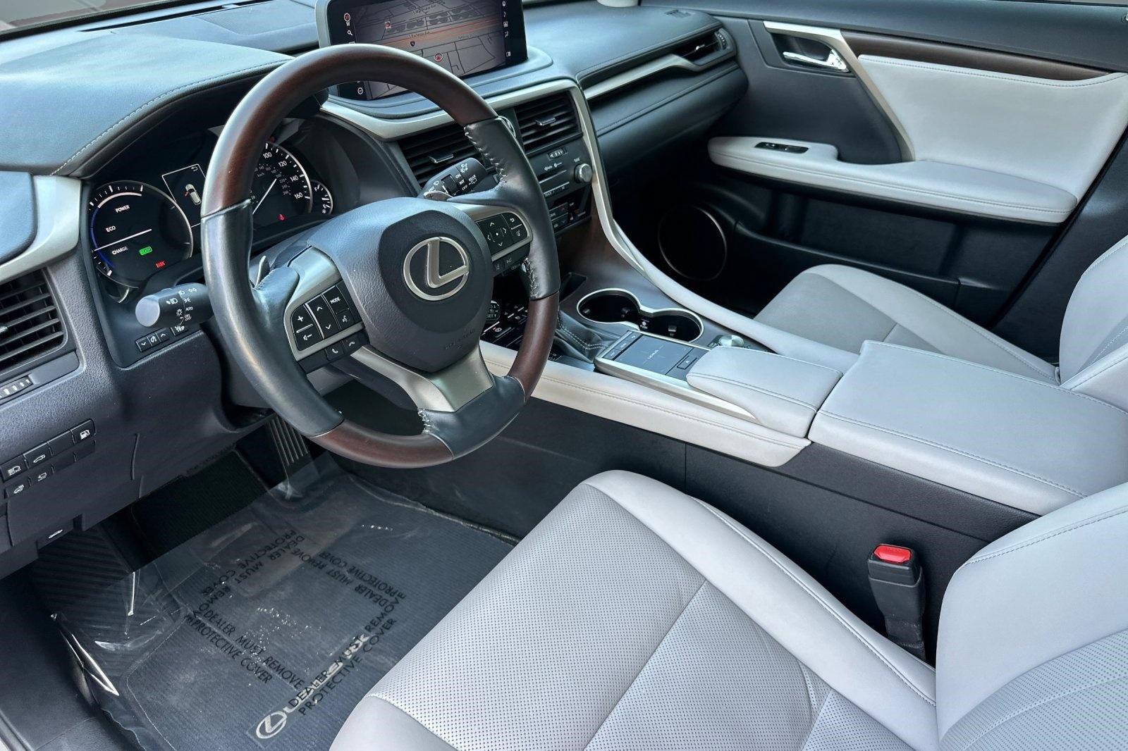 Certified 2022 Lexus RX 450h AWD w/ Premium Package image 4