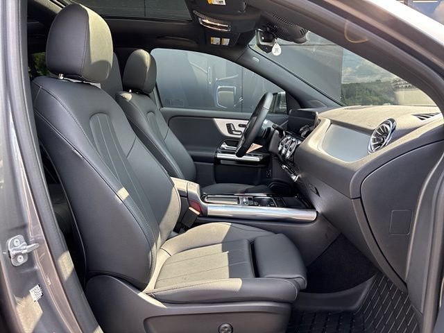 Used 2025 Mercedes-Benz GLA 250 4MATIC image 23