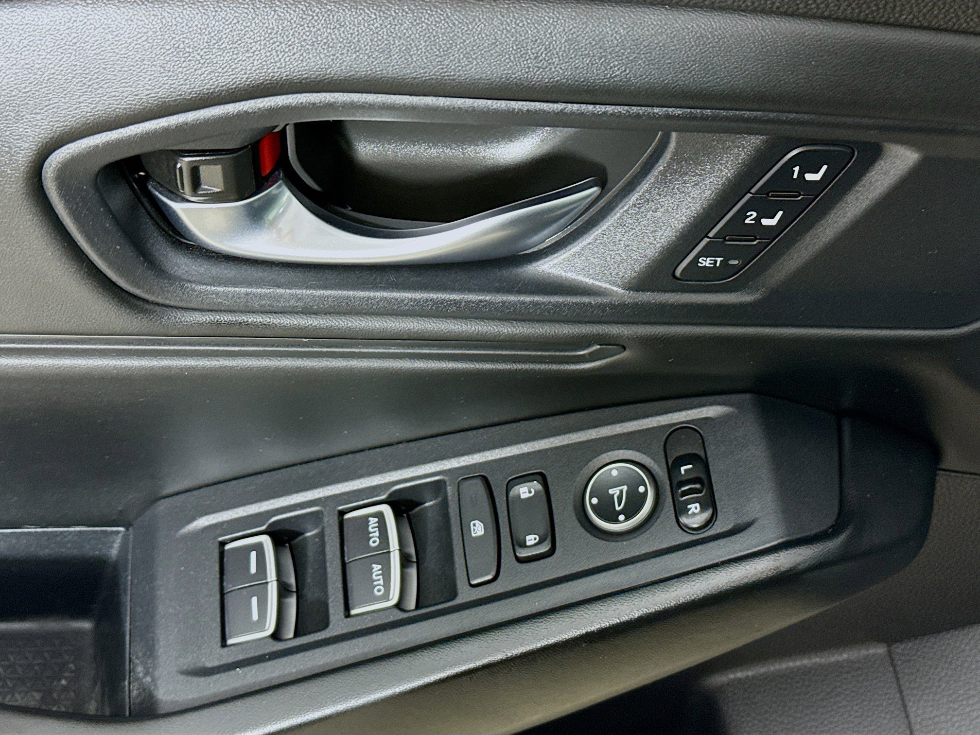 Certified 2024 Honda Accord EX-L image 19