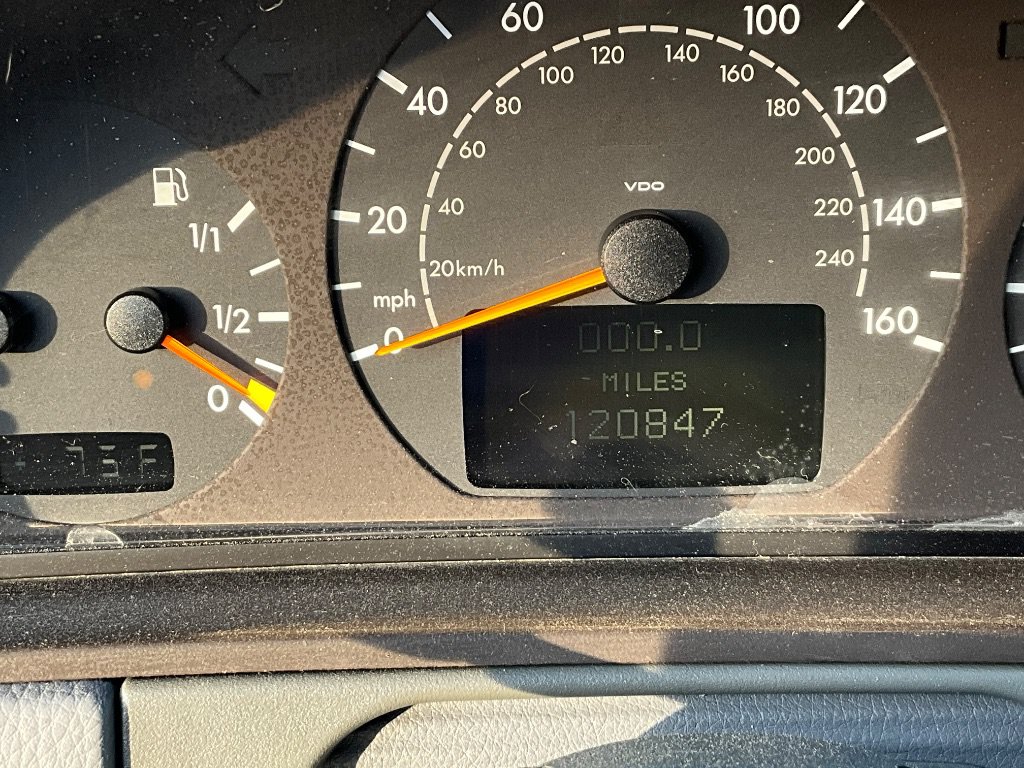 Used 2000 Mercedes-Benz E 430 Sedan image 16