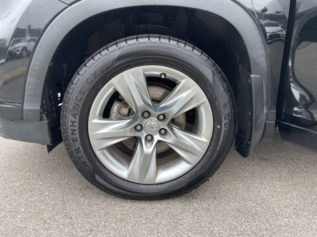 Used 2014 Toyota Highlander Limited image 9