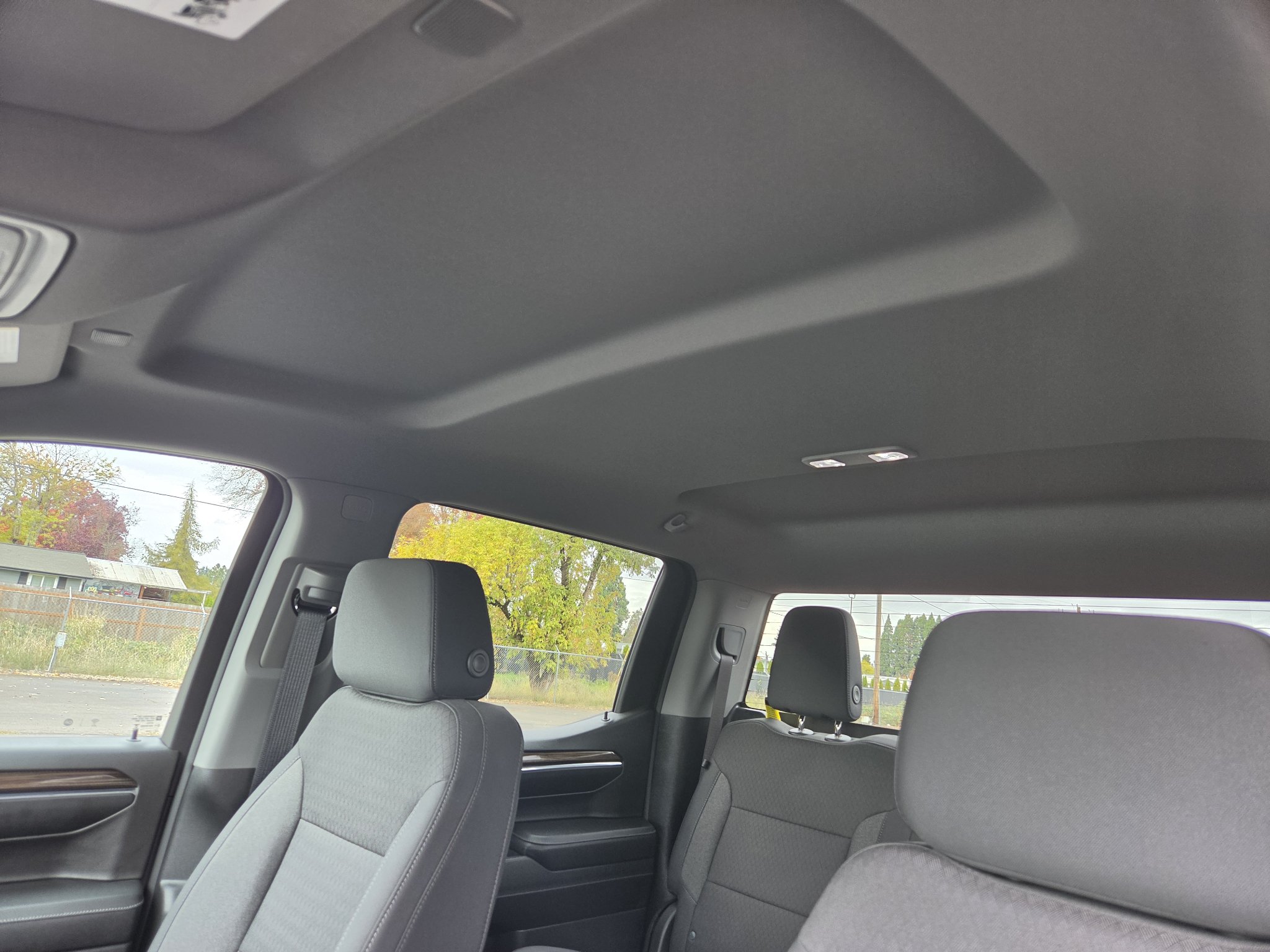 Used 2023 Chevrolet Silverado 1500 LT AWD/4WD image 19