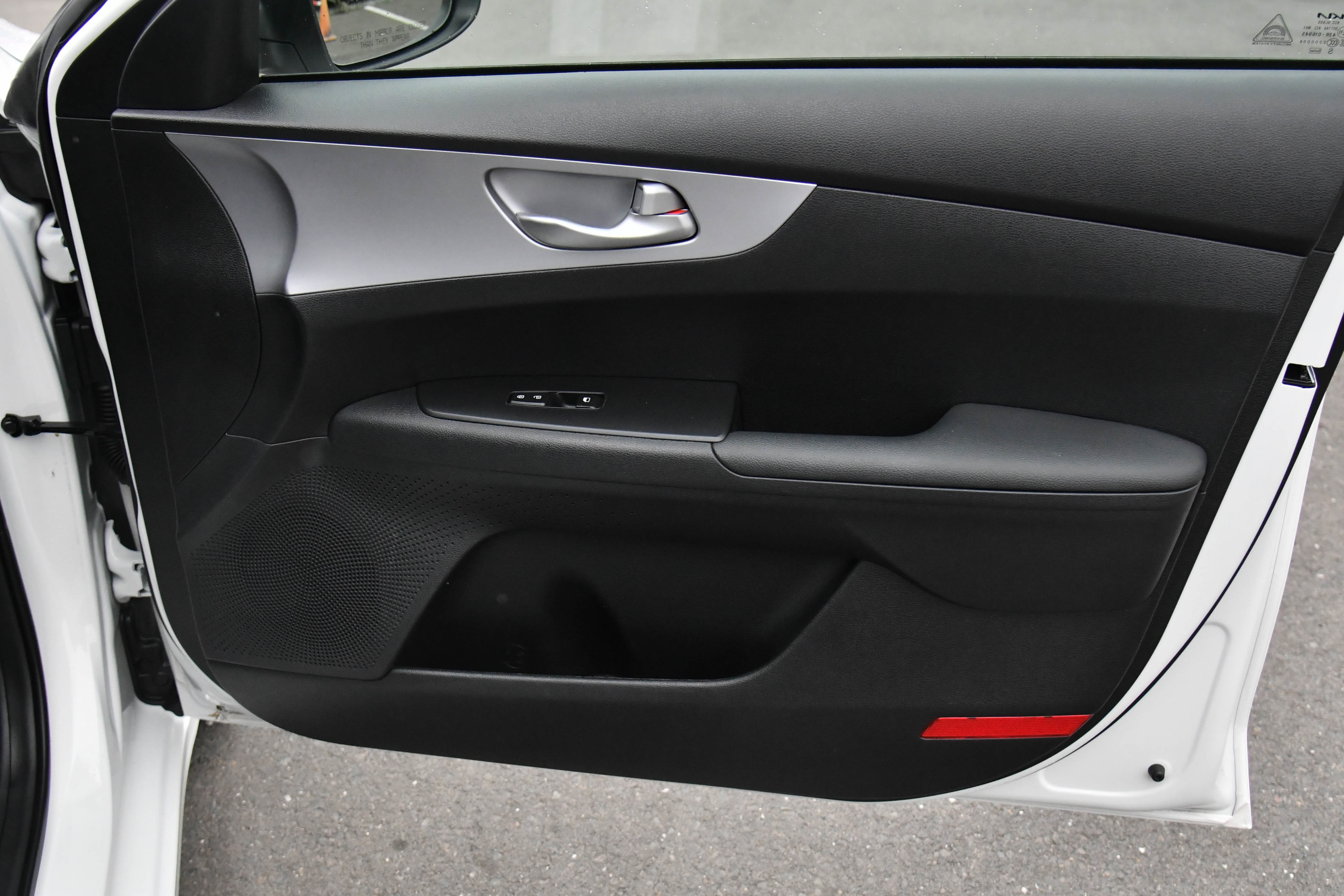 Used 2024 Kia Forte LXS image 34