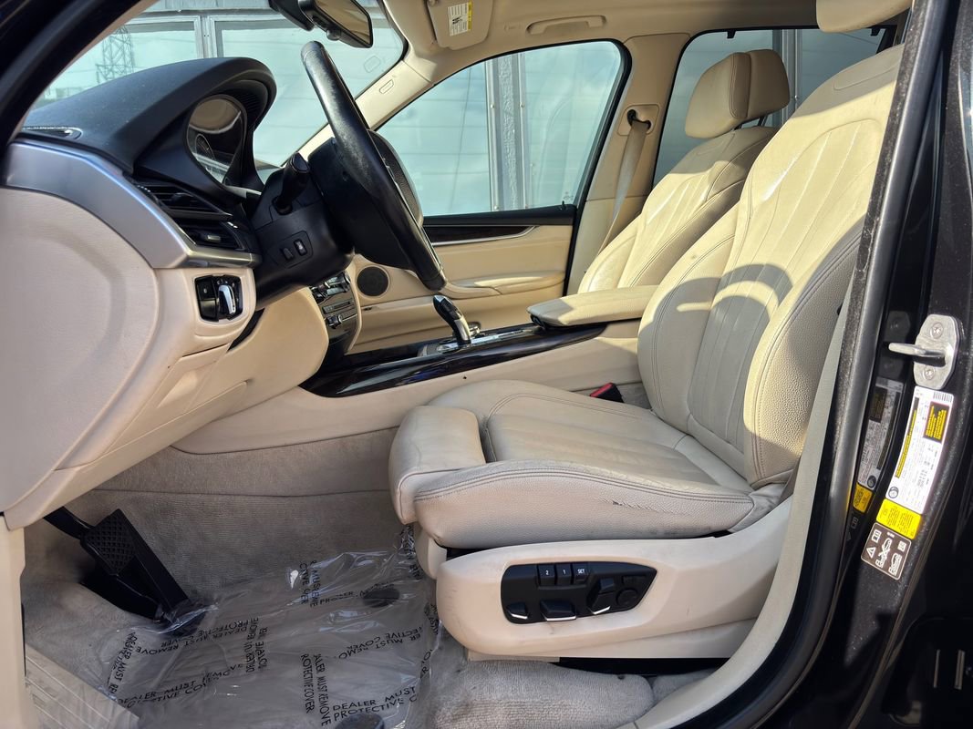 Used 2015 BMW X5 xDrive35d image 23