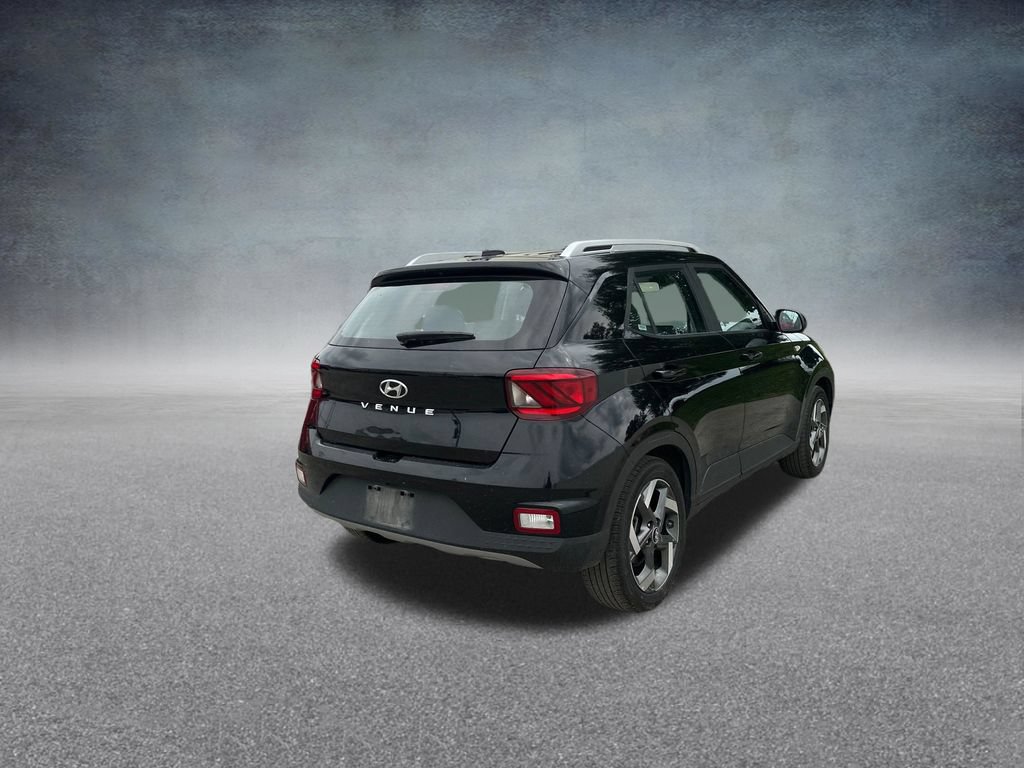 Used 2025 Hyundai Venue SEL FWD image 36