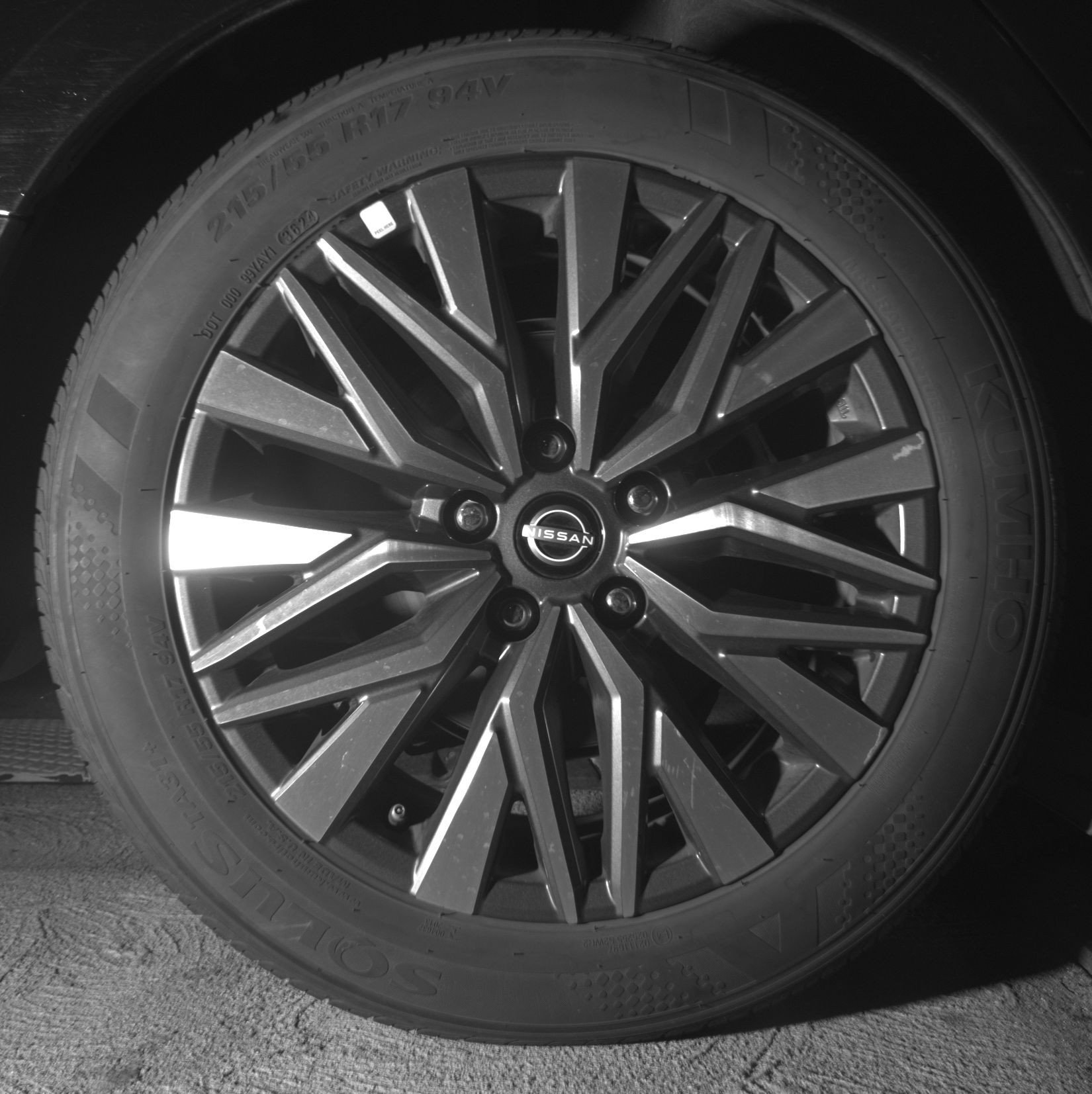 Used 2025 Nissan Altima 2.5 SV FWD image 15