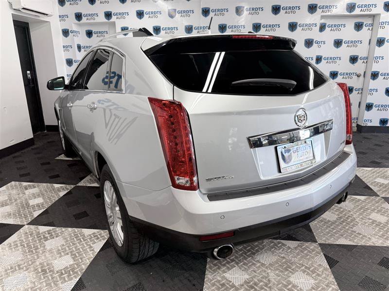 Used 2013 Cadillac SRX Luxury AWD/4WD image 4
