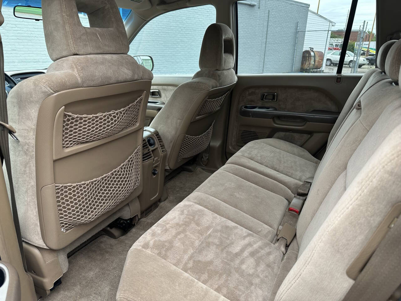 Used 2004 Honda Pilot EX image 18