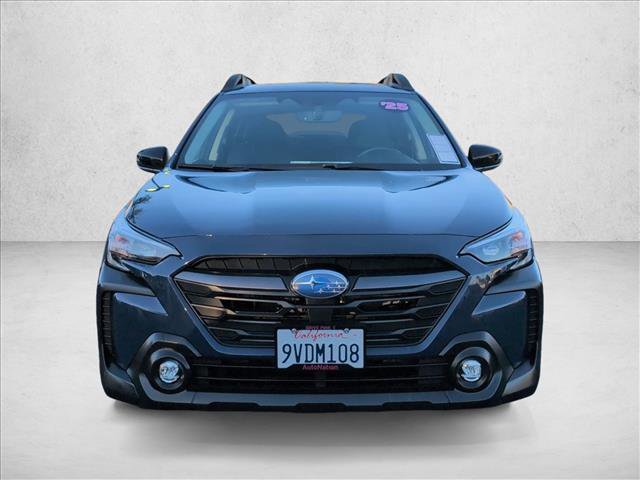 Used 2025 Subaru Outback Premium image 2