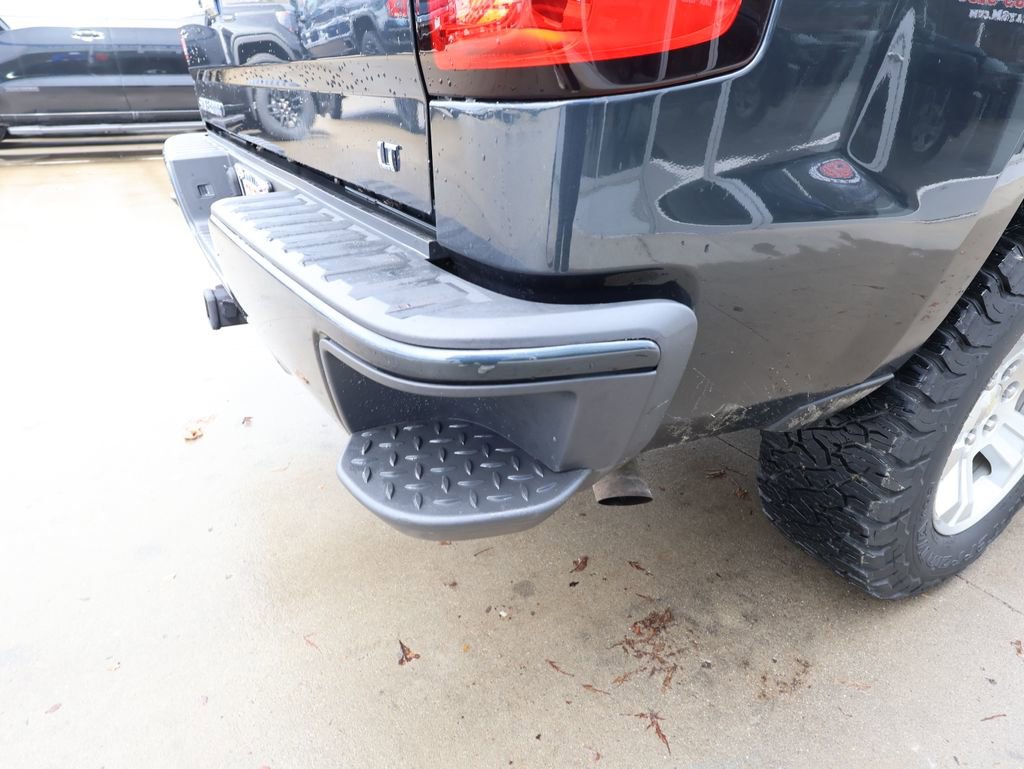 Used 2018 Chevrolet Silverado 1500 LT w/ All Star Edition image 29