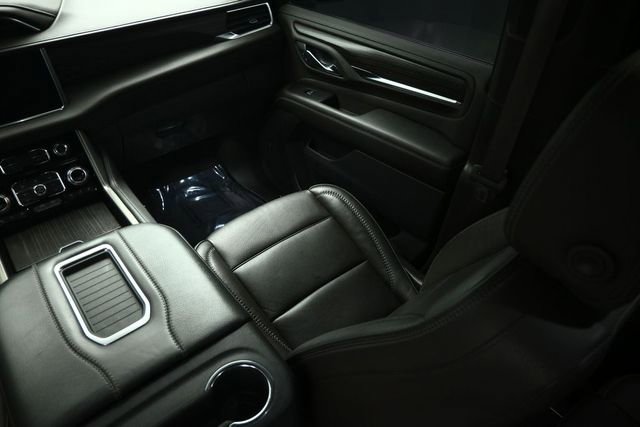 Used 2021 GMC Yukon Denali w/ Denali Premium Package RWD image 46