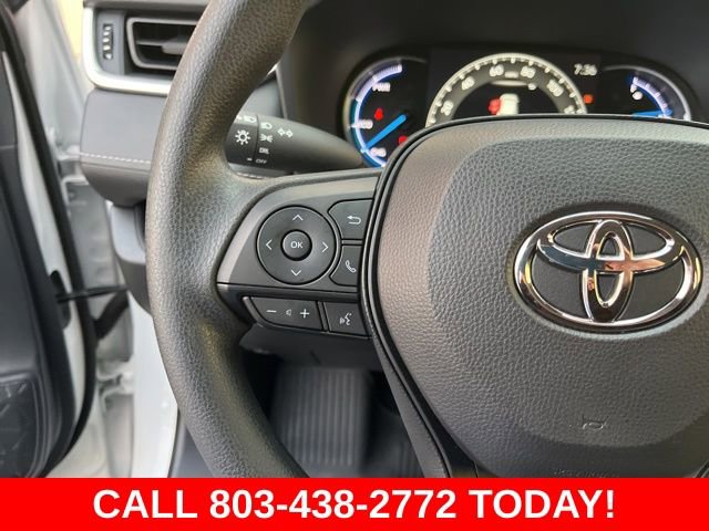 Used 2025 Toyota RAV4 LE image 18
