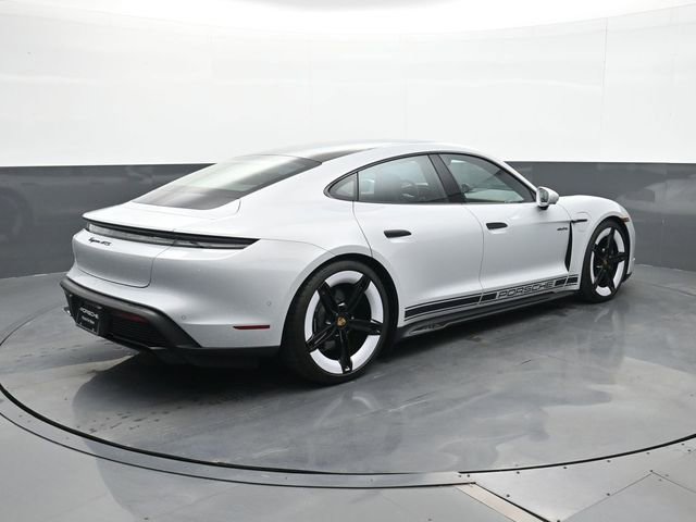 Used 2025 Porsche Taycan GTS image 24