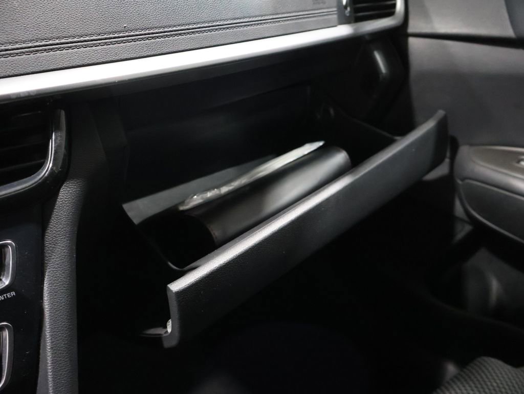 Used 2020 Kia Optima LX image 31