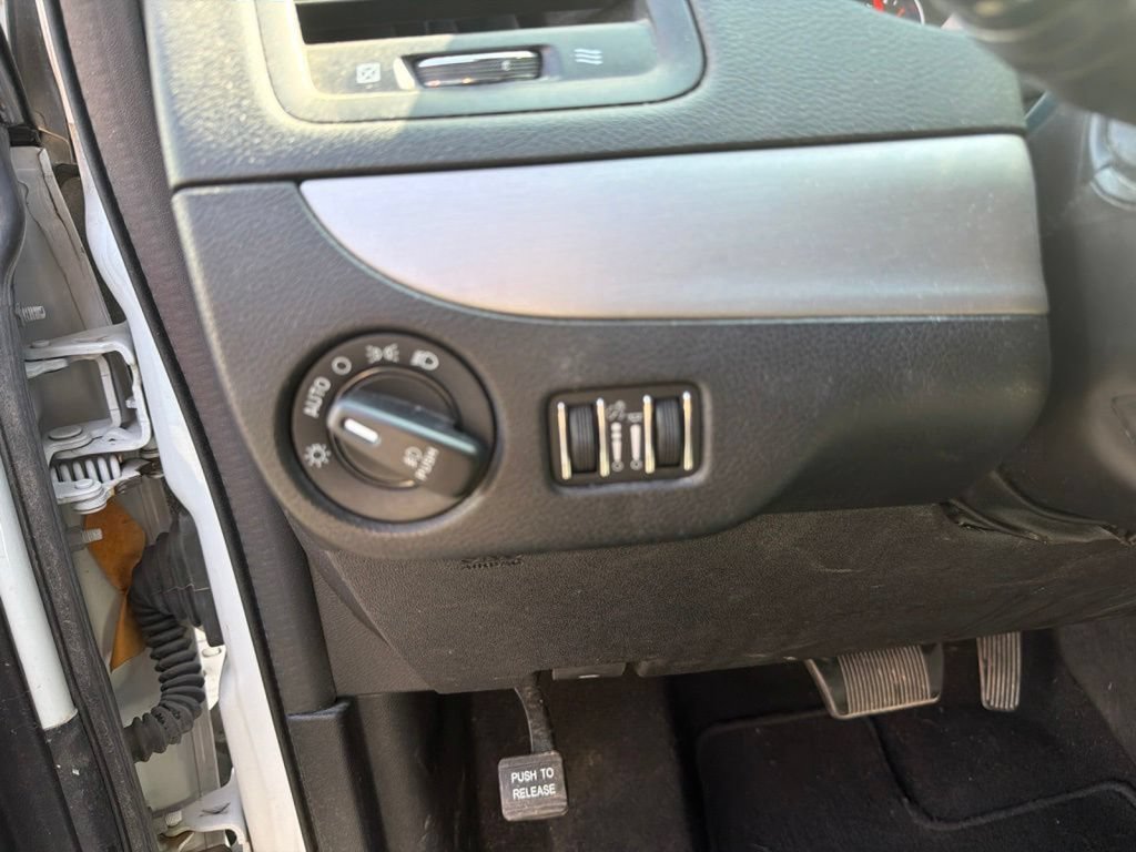 Used 2019 Dodge Grand Caravan GT FWD image 17