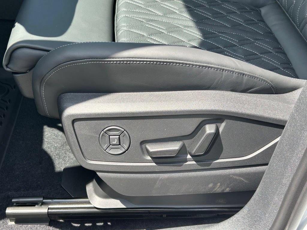 New 2026 Audi SQ5 Premium Plus AWD/4WD image 21
