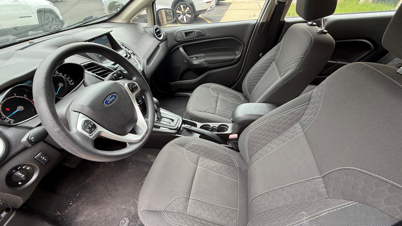 Used 2019 Ford Fiesta SE w/ Equipment Group 201A FWD image 9