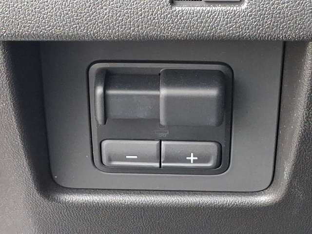 Used 2025 Chevrolet Colorado ZR2 w/ ZR2 Bison Edition AWD/4WD image 9