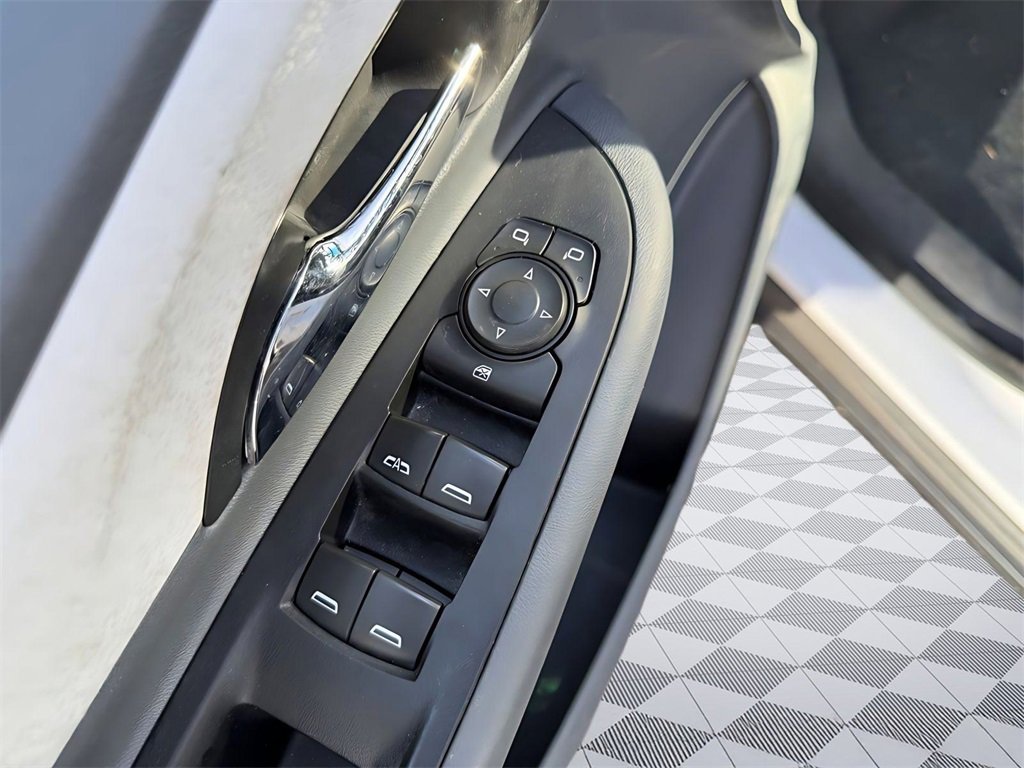 Used 2020 Chevrolet Bolt LT image 13