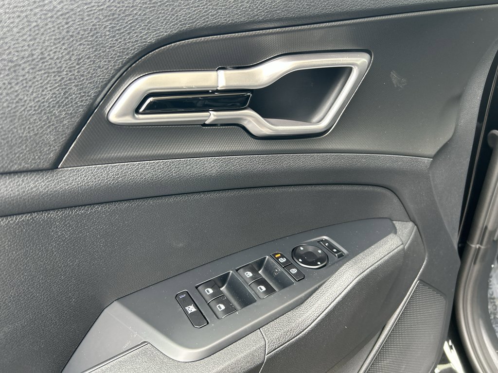New 2026 Kia Sportage LX AWD/4WD image 17