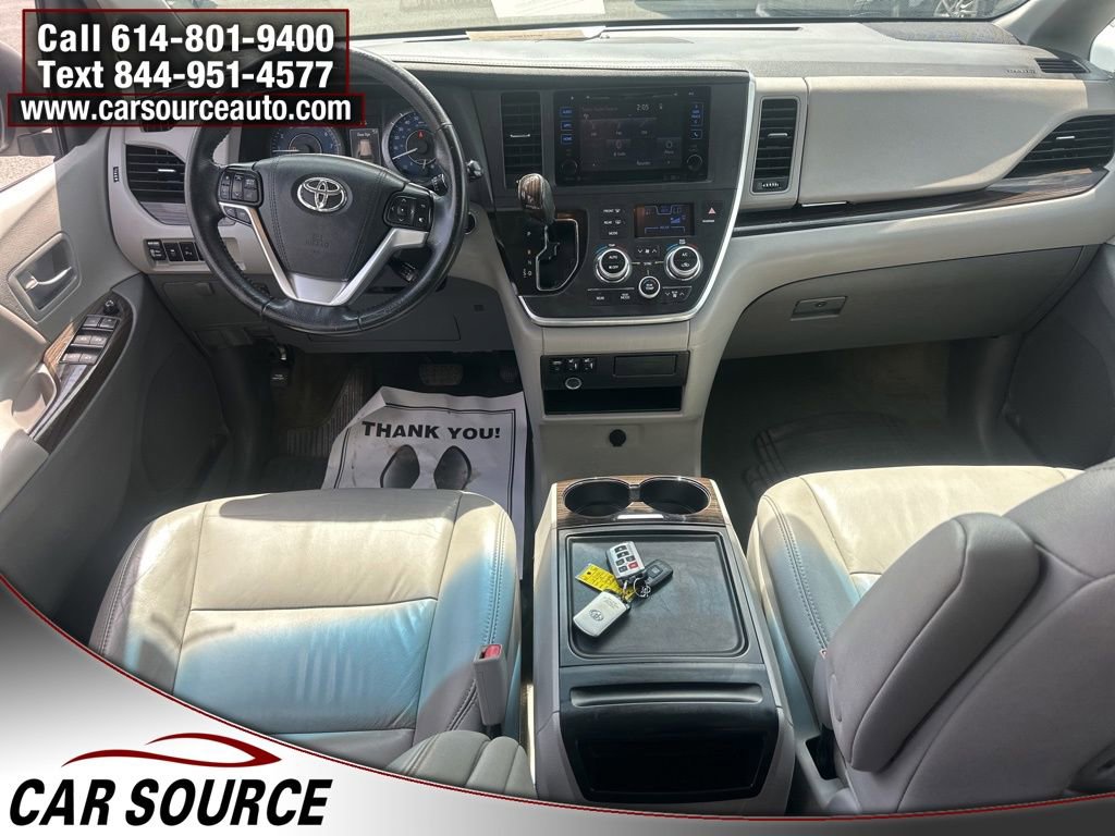 Used 2015 Toyota Sienna XLE w/ XLE Navigation Package image 15