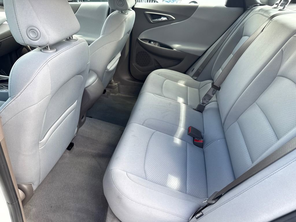 Used 2022 Chevrolet Malibu LS FWD image 16