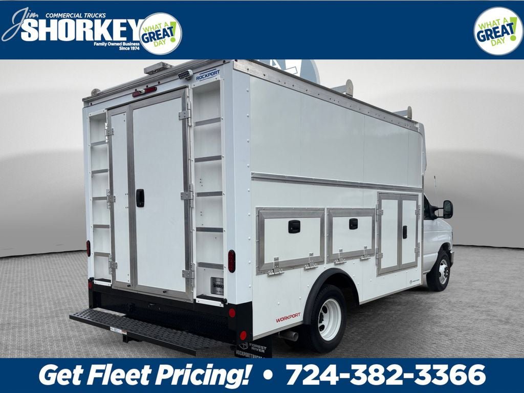 New 2026 Ford E-350 and Econoline 350 Super Duty w/ Power Equipment Group RWD image 3
