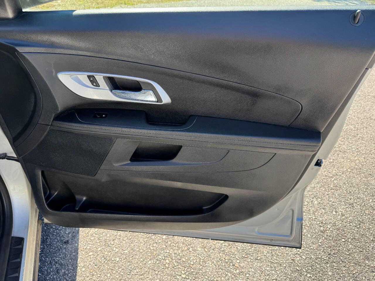 Used 2013 Chevrolet Equinox LS image 44