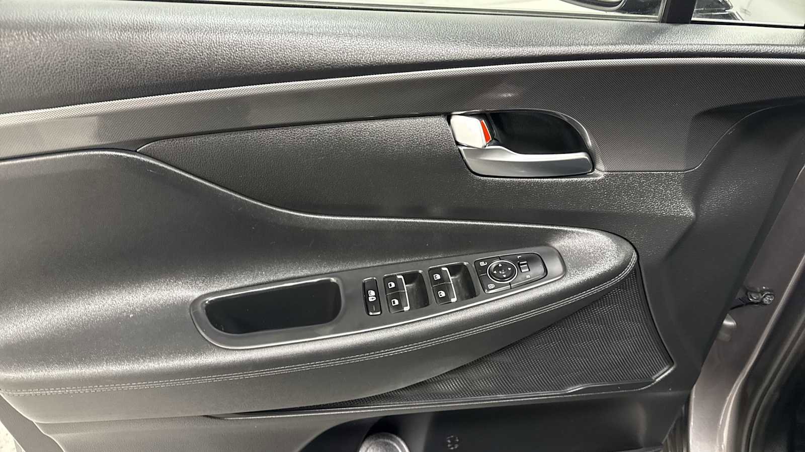 Used 2022 Hyundai Santa Fe SEL Convenience image 15