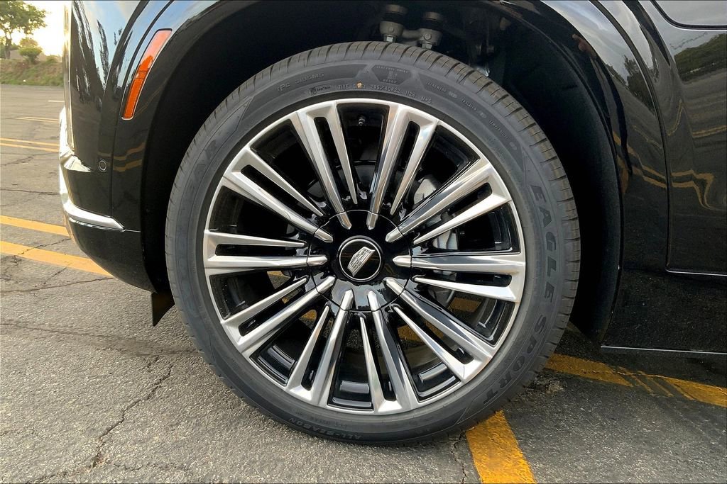 New 2026 Cadillac Vistiq Premium Luxury image 13