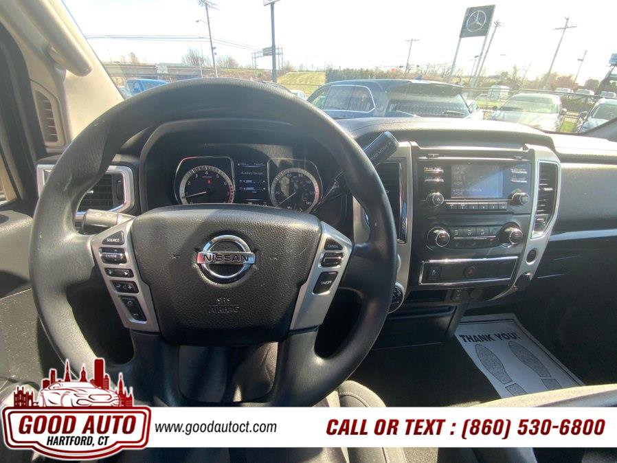 Used 2018 Nissan Titan SV AWD/4WD image 17