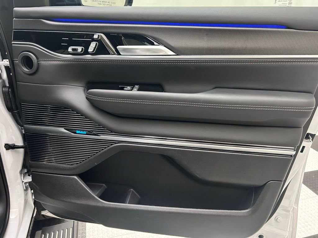 New 2026 Jeep Grand Wagoneer Summit w/ Rear Seat Video Group I image 19