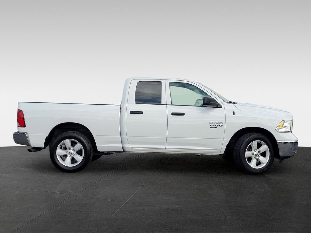 Used 2024 RAM 1500 Classic SLT image 3