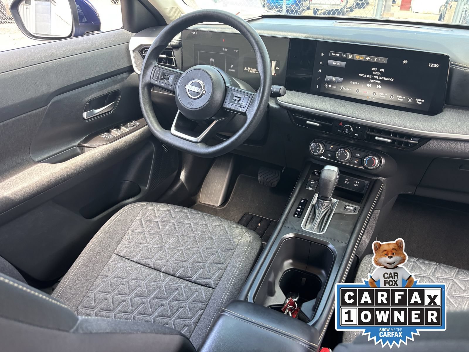Used 2025 Nissan Kicks SV AWD/4WD image 15